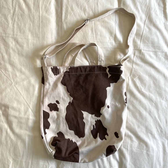 BAGGU Handbags - BAGGU Duck Bag, Cow Print, One Size